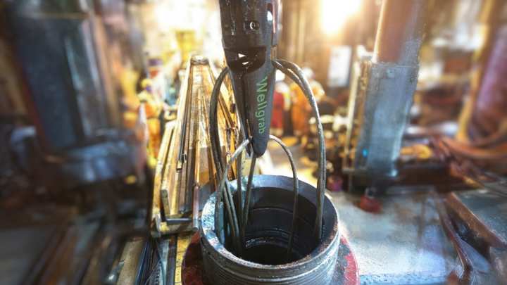 Recovery equipment shown in the Norwegian cable-fishing case